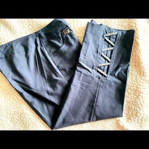 Lulu B Capri Pants